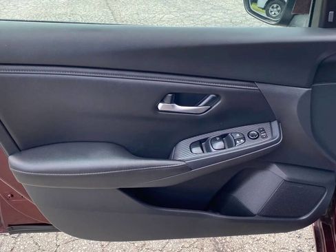 Used 2023 Nissan Sentra SV FWD image 10