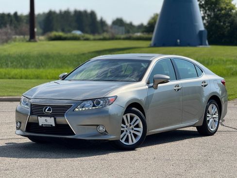 Used 2015 Lexus ES 350 w/ Premium Package FWD image 1
