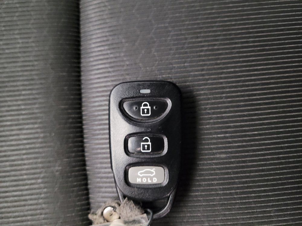 Used 2018 Hyundai Elantra SE FWD image 32