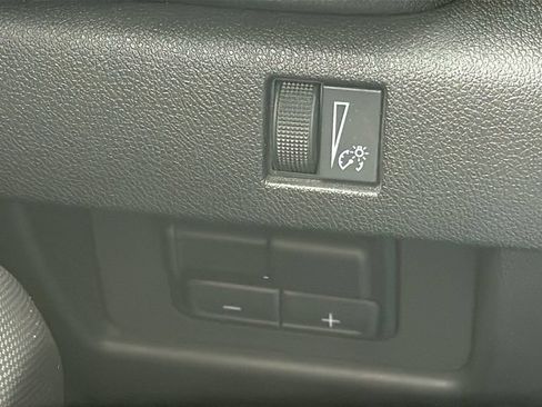 Used 2023 GMC Canyon Elevation w/ Convenience Package AWD/4WD image 11