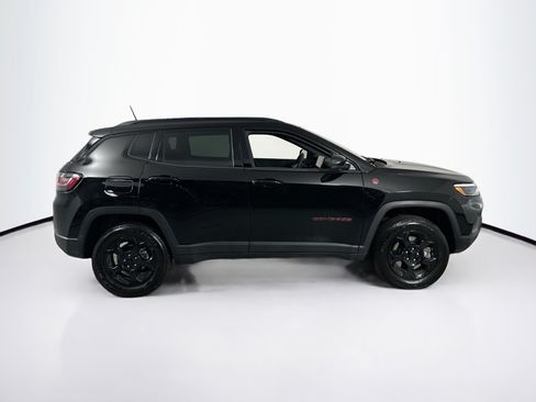 Used 2023 Jeep Compass Trailhawk w/ Trailhawk Elite Group AWD/4WD image 4