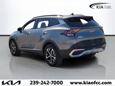 Certified 2025 Kia Sportage EX w/ Premium Package FWD image 4
