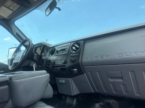 Used 2014 Ford F250 XL w/ XL Value Package RWD image 28