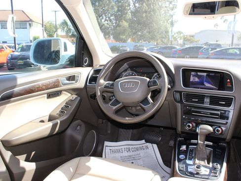 Used 2015 Audi Q5 2.0T Premium Plus w/ Technology Package AWD/4WD image 27