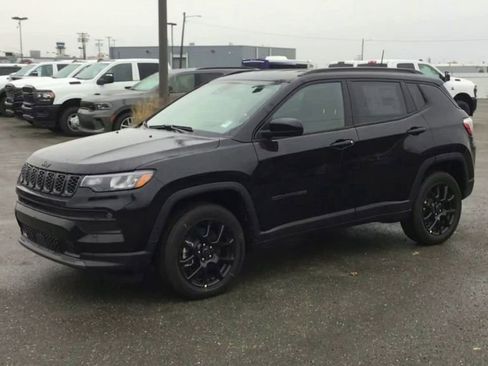 New 2026 Jeep Compass Latitude w/ Quick Order Package 29K image 4