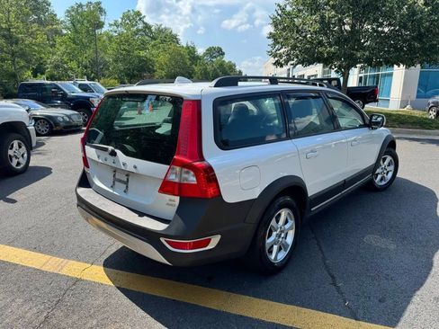 Used 2008 Volvo XC70 3.2 image 29