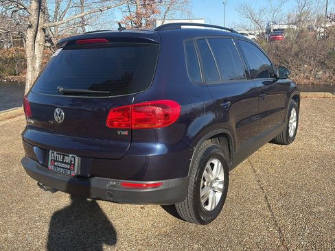 Used 2016 Volkswagen Tiguan S image 4