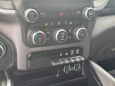Used 2020 RAM 1500 Big Horn AWD/4WD image 33