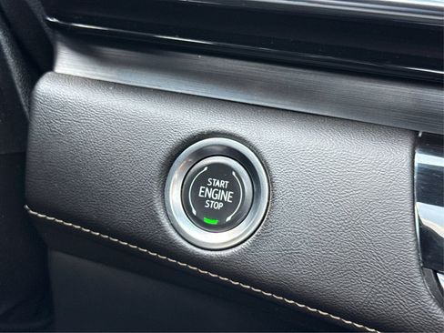 Used 2024 Cadillac Escalade ESV Sport w/ LPO, ONYX Package AWD/4WD image 34