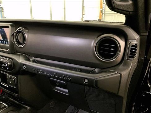 Used 2023 Jeep Wrangler Sport AWD/4WD image 15