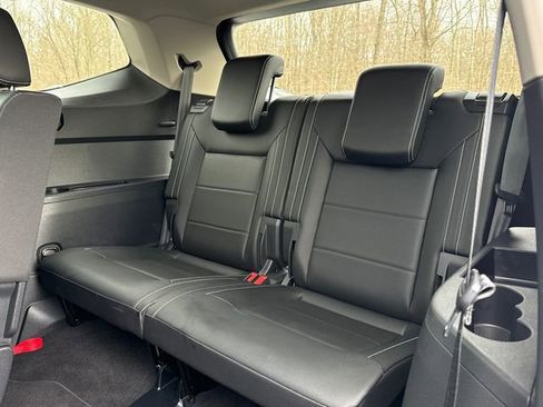 Certified 2023 Volkswagen Atlas SEL image 28