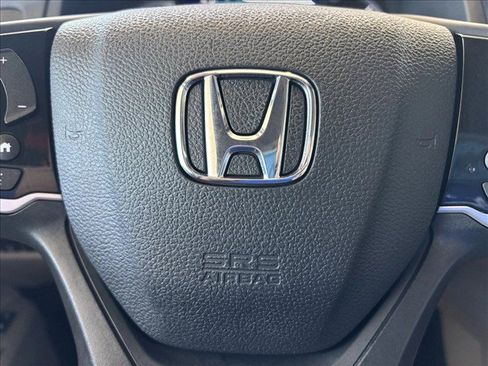 Used 2019 Honda Pilot Elite image 21