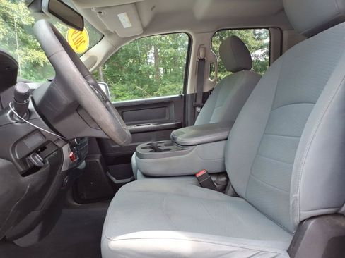 Used 2019 RAM 1500 Tradesman w/ Popular Equipment Group AWD/4WD image 8