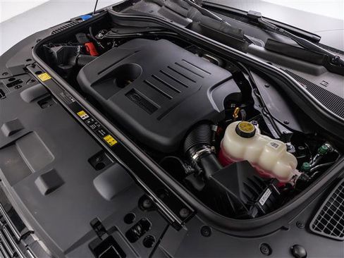 New 2026 Land Rover Range Rover Sport SE image 11