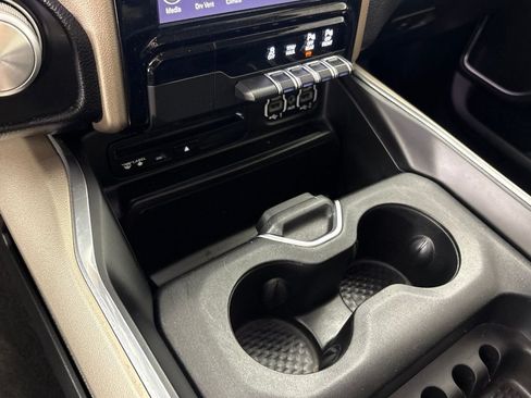 Used 2019 RAM 1500 Laramie RWD image 33