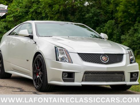 Used 2015 Cadillac CTS V RWD image 19