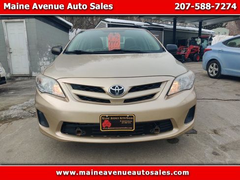 Used 2011 Toyota Corolla S image 1