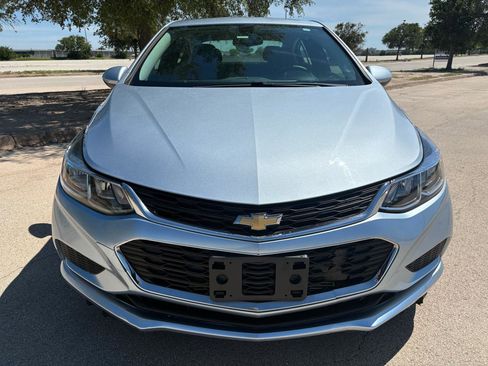 Used 2017 Chevrolet Cruze LS FWD image 7