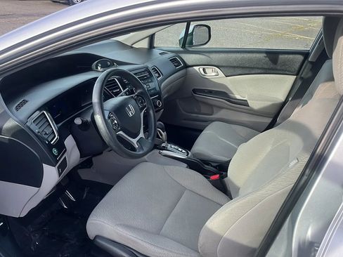 Used 2013 Honda Civic LX image 9