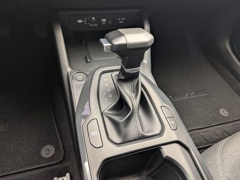 Used 2025 Kia K4 EX image 26