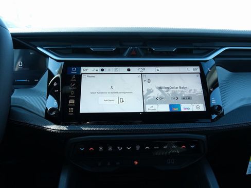 New 2026 Jeep Cherokee Limited AWD/4WD image 17