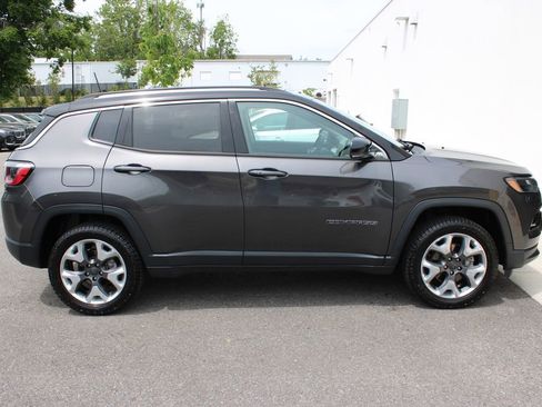 Used 2022 Jeep Compass Limited AWD/4WD image 33