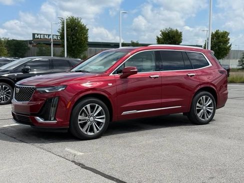 Used 2020 Cadillac XT6 Premium Luxury FWD image 1