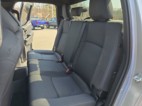 Used 2025 Toyota Tacoma SR5 image 15
