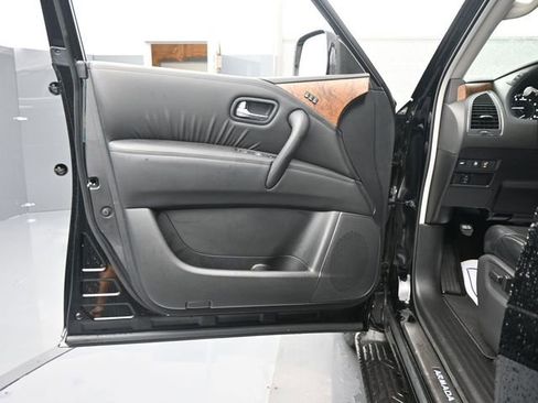 Used 2024 Nissan Armada SL w/ Cargo Package image 12