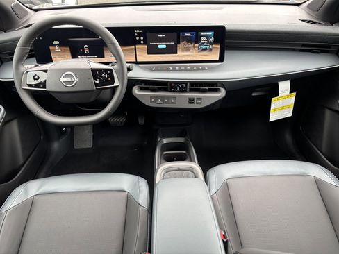 New 2026 Nissan Leaf Platinum+ w/ Floor Mat Package (SV+) FWD image 21