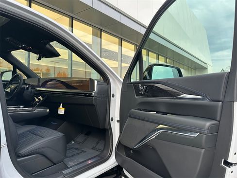New 2026 Cadillac Escalade IQL Sport 1 image 11