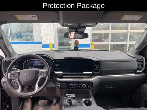 Used 2025 Chevrolet Silverado 1500 RST w/ Convenience Package II image 13