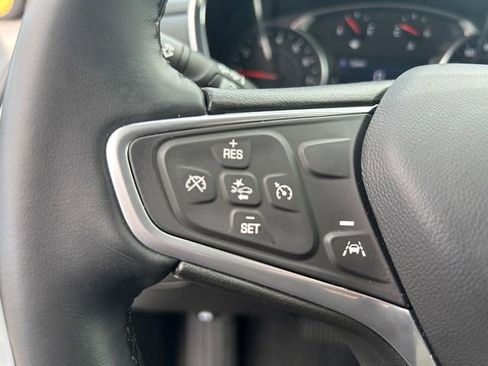 Used 2023 Chevrolet Equinox LT AWD/4WD image 24