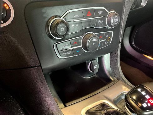 Used 2023 Dodge Charger SXT w/ Cold Weather Package RWD image 16