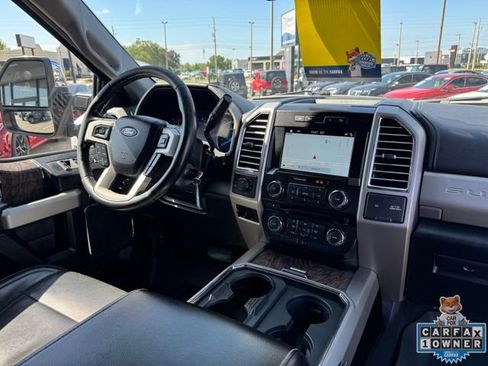 Used 2017 Ford F250 Lariat w/ Chrome Package AWD/4WD image 44
