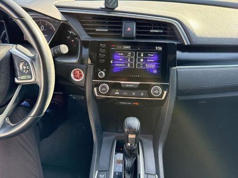 Used 2020 Honda Civic Sport image 8