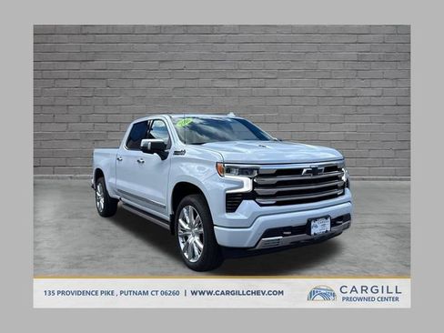 Used 2026 Chevrolet Silverado 1500 High Country w/ High Country Premium Package AWD/4WD image 1