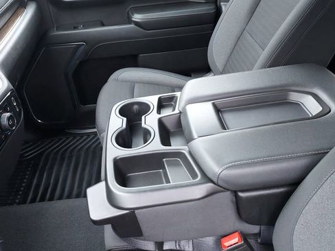 Used 2025 Chevrolet Silverado 1500 LT image 17