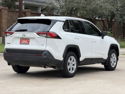 Used 2023 Toyota RAV4 LE image 11