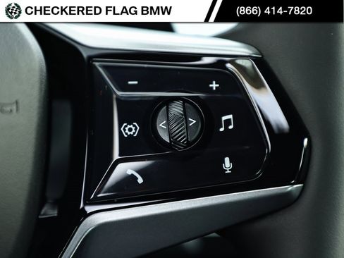 Certified 2025 BMW 530i w/ Premium Package image 35