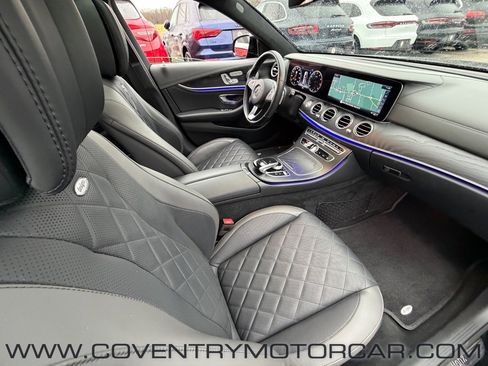 Used 2018 Mercedes-Benz E 400 4MATIC Wagon image 40
