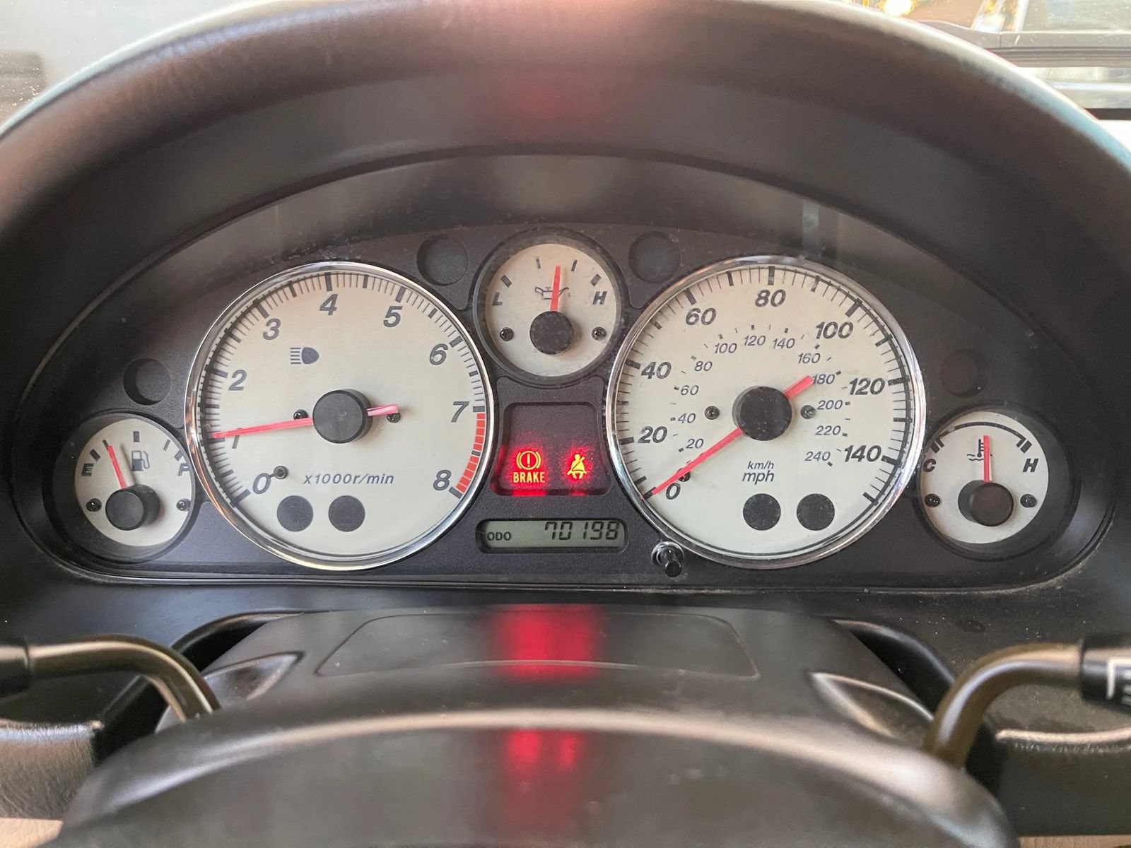Used 2001 MAZDA MX-5 Miata RWD image 23