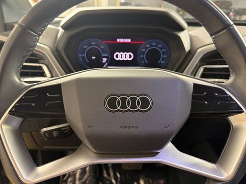 Certified 2024 Audi Q4 e-tron Premium Plus w/ Premium Plus AWD/4WD image 23