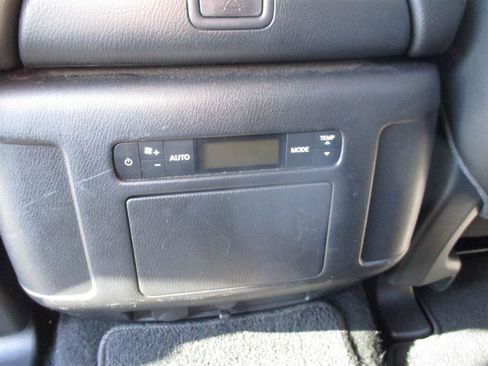 Used 2022 Nissan Armada SL image 13