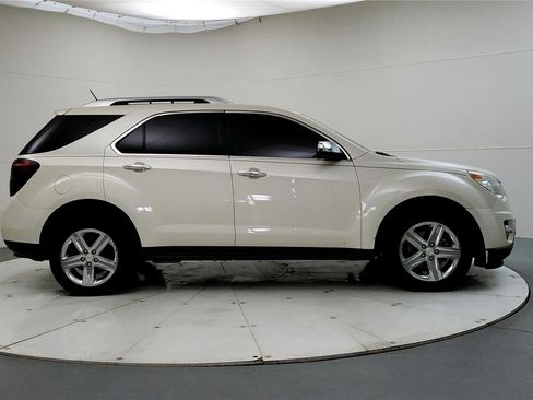 Used 2015 Chevrolet Equinox LTZ image 8