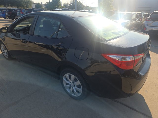 Used 2016 Toyota Corolla LE FWD image 4