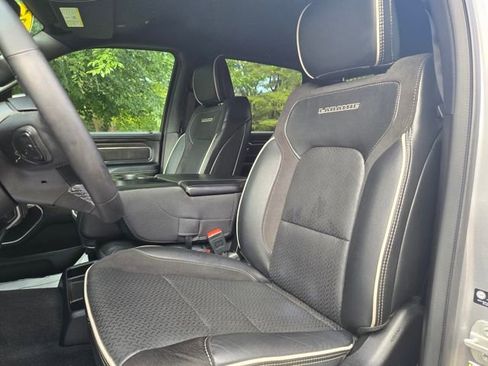 Used 2025 RAM 1500 Laramie image 16