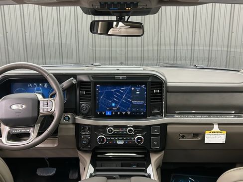 Used 2026 Ford F450 Platinum w/ Platinum Plus Package image 38