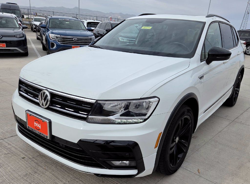 Used 2019 Volkswagen Tiguan SEL R-Line AWD/4WD image 2