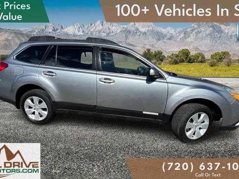 Used 2010 Subaru Outback 2.5i Premium image 4